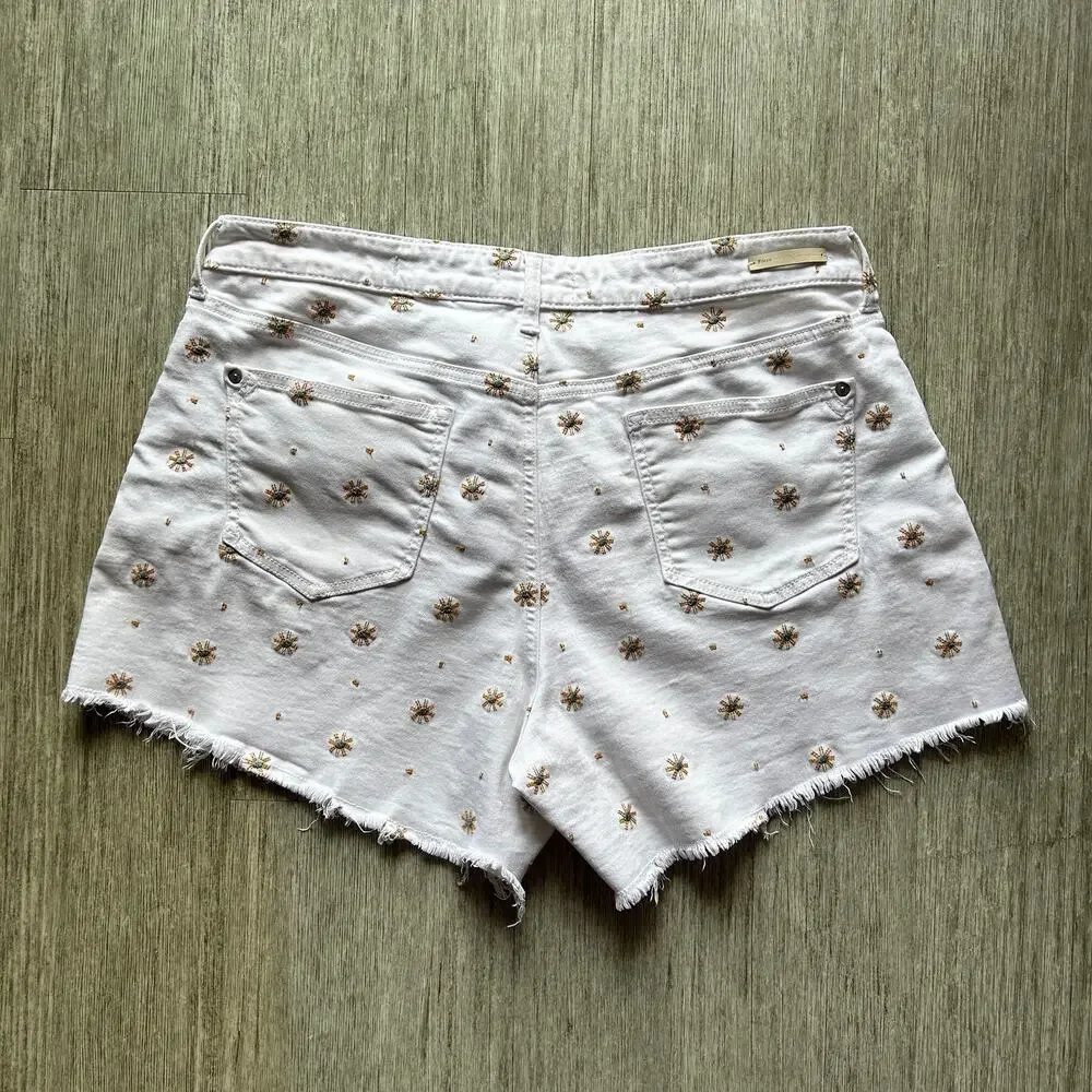 Anthropologie White Sun Embroidered Pattern Stretch Raw Hem Denim Shorts Size 32 - Picture 6 of 9
